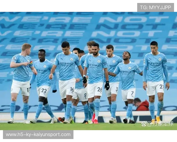 布莱顿中场传递如流水般流畅，精妙配合引领足球新风潮